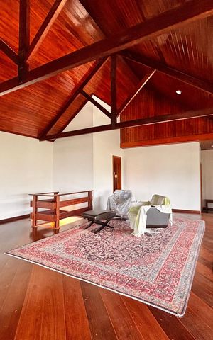 Casa de condomínio à venda com 650m², 4 quartos e 3 vagas Casa de condomínio à venda com 650m², 4 quartos e 3 vagasSalão de Festas