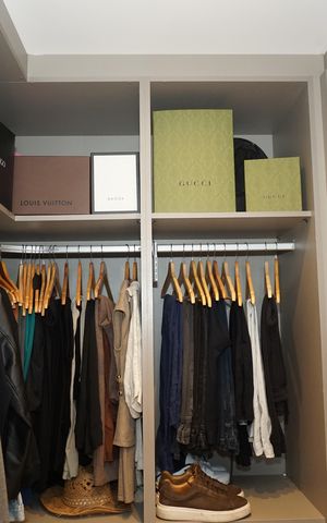 Casa de condomínio para alugar com 460m², 4 quartos e 4 vagasCloset da suíte 4