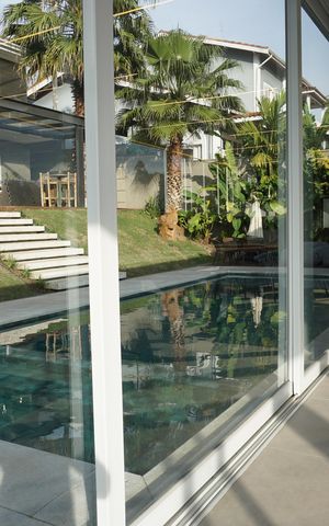 Casa de condomínio para alugar com 460m², 4 quartos e 4 vagasPiscina