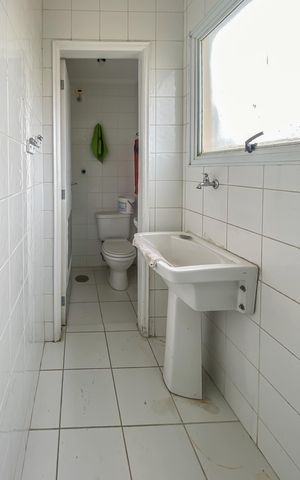 Apartamento à venda com 144m², 2 quartos e 2 vagas Apartamento à venda com 144m², 2 quartos e 2 vagasÁrea de Serviço