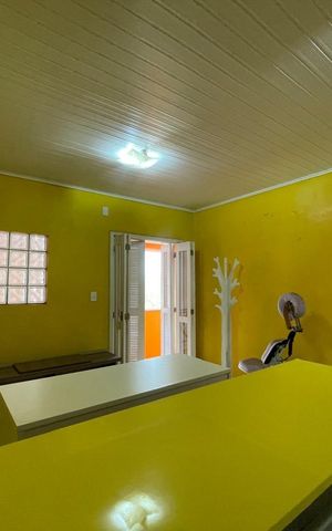 Casa para alugar com 241m², 4 quartos e sem vaga