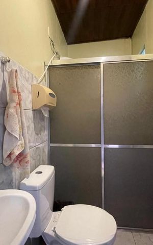 Casa para alugar com 241m², 4 quartos e sem vaga
