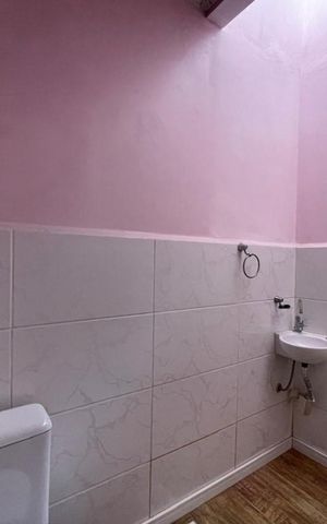 Casa para alugar com 241m², 4 quartos e sem vaga
