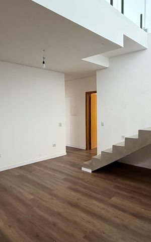 Casa de condomínio para alugar com 400m², 4 quartos e 4 vagas