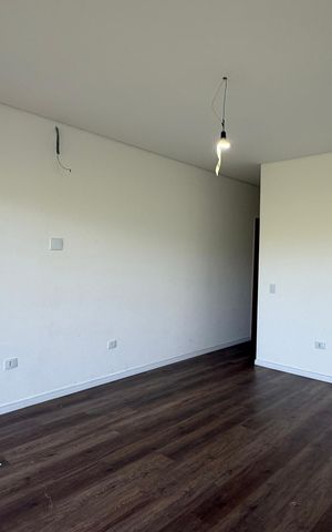 Casa de condomínio para alugar com 400m², 4 quartos e 4 vagas