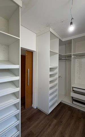 Casa de condomínio para alugar com 400m², 4 quartos e 4 vagas