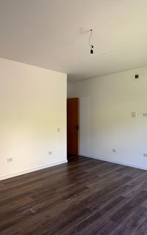 Casa de condomínio para alugar com 400m², 4 quartos e 4 vagas