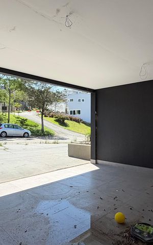Casa de condomínio para alugar com 400m², 4 quartos e 4 vagas