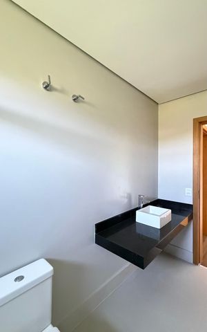 Casa de condomínio para alugar com 400m², 4 quartos e 4 vagas
