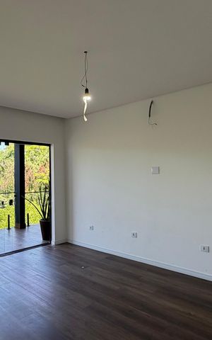 Casa de condomínio para alugar com 400m², 4 quartos e 4 vagas