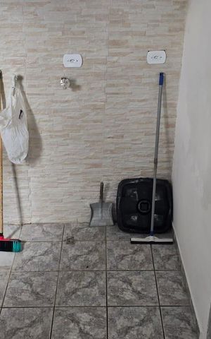 Casa para alugar com 65m², 2 quartos e 1 vaga Casa para alugar com 65m², 2 quartos e 1 vagaÁrea de Serviço