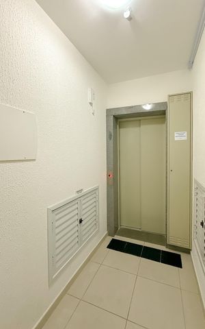 Apartamento para alugar com 200m², 3 quartos e 2 vagasHall social