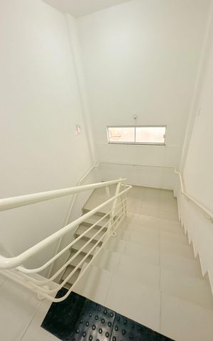 Apartamento para alugar com 200m², 3 quartos e 2 vagasEscada