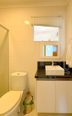 Apartamento para alugar com 200m², 3 quartos e 2 vagasBanheiro