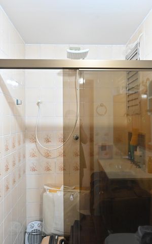 Apartamento à venda com 57m², 2 quartos e 1 vagaBanheiro Social