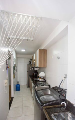 Apartamento à venda com 66m², 3 quartos e 1 vagaÁrea de Serviço