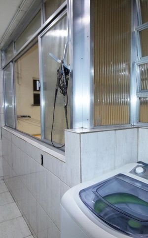 Apartamento à venda com 76m², 2 quartos e 1 vagaÁrea de Serviço