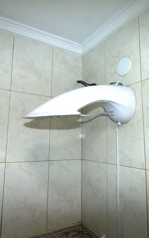 Apartamento à venda com 76m², 2 quartos e 1 vagaBanheiro