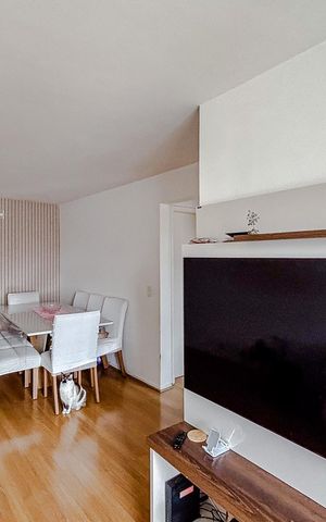 Apartamento para alugar com 75m², 2 quartos e 1 vagaSala