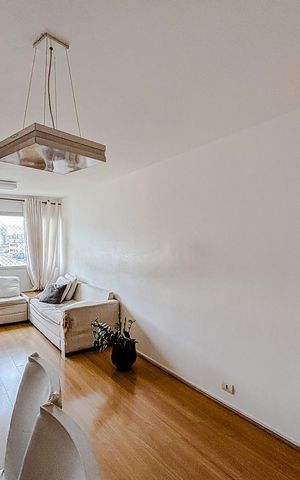 Apartamento para alugar com 75m², 2 quartos e 1 vagaSala