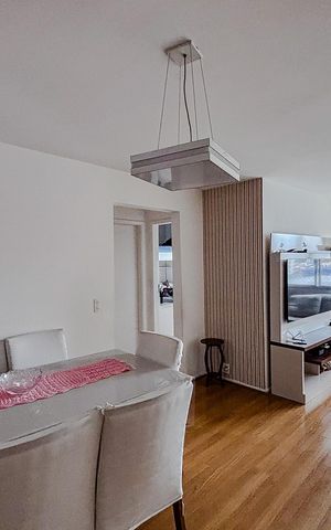 Apartamento para alugar com 75m², 2 quartos e 1 vagaSala