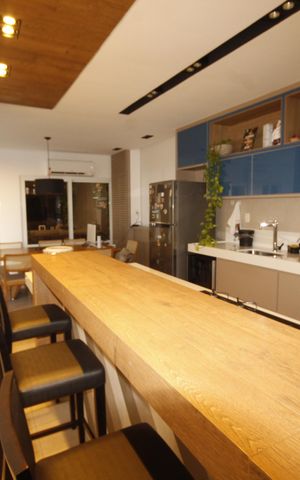 Apartamento à venda com 170m², 4 quartos e 2 vagasÁrea gourmet