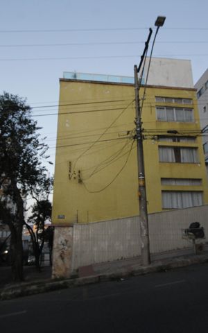 Apartamento à venda com 170m², 4 quartos e 2 vagasFachada