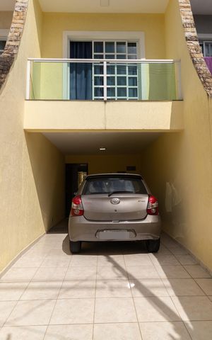 Casa à venda com 150m², 3 quartos e 2 vagas Casa à venda com 150m², 3 quartos e 2 vagasGaragem