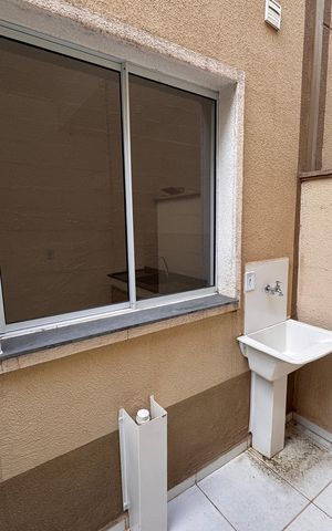 Casa de condomínio para alugar com 59m², 2 quartos e 1 vagaÁrea de Serviço
