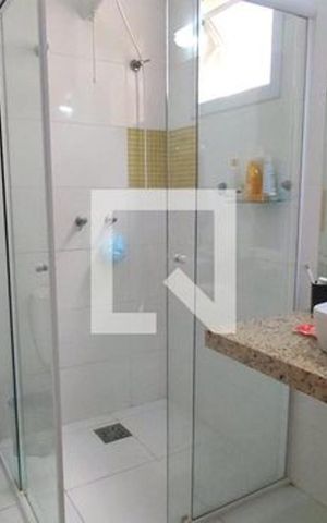 Casa à venda com 176m², 3 quartos e 4 vagas Casa à venda com 176m², 3 quartos e 4 vagasBanheiro 2