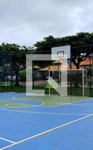 Casa à venda com 176m², 3 quartos e 4 vagas Casa à venda com 176m², 3 quartos e 4 vagasÁrea externa