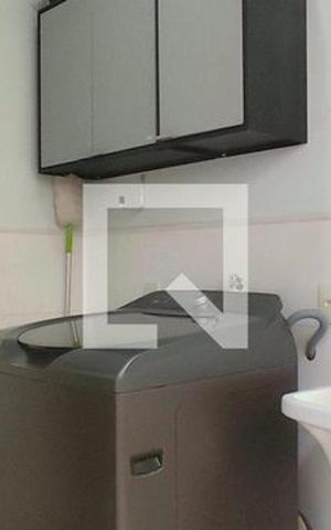 Casa à venda com 176m², 3 quartos e 4 vagas Casa à venda com 176m², 3 quartos e 4 vagasÁrea de serviço
