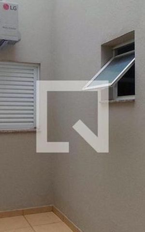 Casa à venda com 176m², 3 quartos e 4 vagas Casa à venda com 176m², 3 quartos e 4 vagasÁrea de serviço