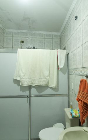 Casa para alugar com 40m², 1 quarto e sem vaga Casa para alugar com 40m², 1 quarto e sem vagaBanheiro