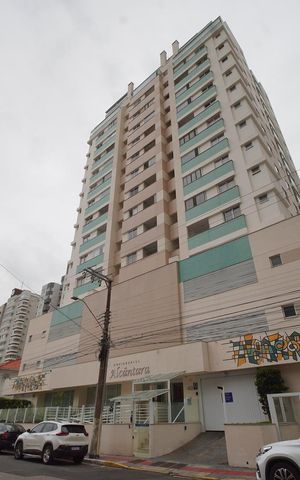 Apartamento para alugar com 74m², 2 quartos e 1 vagaFachada 