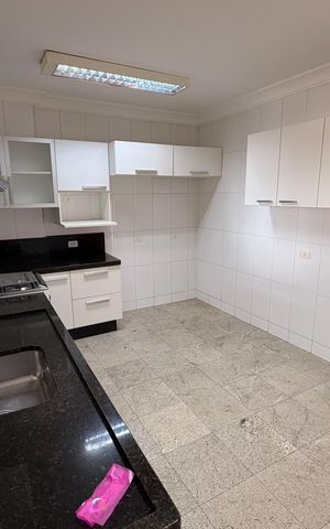 Apartamento para alugar com 115m², 3 quartos e 3 vagas Apartamento para alugar com 115m², 3 quartos e 3 vagasCozinha