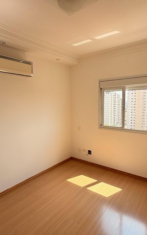 Apartamento para alugar com 115m², 3 quartos e 3 vagas Apartamento para alugar com 115m², 3 quartos e 3 vagasQuarto 3