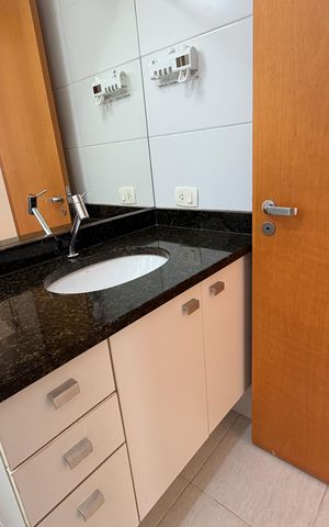 Apartamento para alugar com 115m², 3 quartos e 3 vagas Apartamento para alugar com 115m², 3 quartos e 3 vagasBanheiro da Suíte