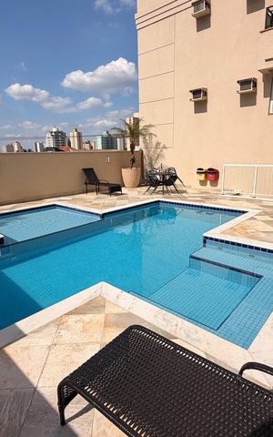 Apartamento para alugar com 115m², 3 quartos e 3 vagas Apartamento para alugar com 115m², 3 quartos e 3 vagasÁrea comum - Piscina