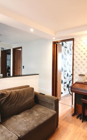 Apartamento à venda com 46m², 2 quartos e 1 vaga Apartamento à venda com 46m², 2 quartos e 1 vagaSala