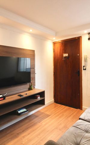 Apartamento à venda com 46m², 2 quartos e 1 vaga Apartamento à venda com 46m², 2 quartos e 1 vagaSala