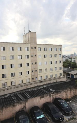 Apartamento à venda com 46m², 2 quartos e 1 vaga Apartamento à venda com 46m², 2 quartos e 1 vagaVista da janela