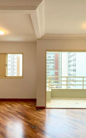 Apartamento à venda com 89m², 2 quartos e 2 vagas Apartamento à venda com 89m², 2 quartos e 2 vagasSala