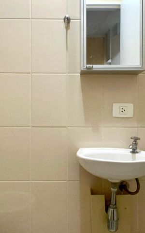 Apartamento à venda com 89m², 2 quartos e 2 vagas Apartamento à venda com 89m², 2 quartos e 2 vagasBanheiro de serviço