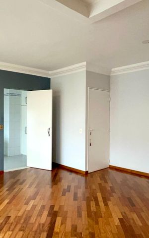 Apartamento à venda com 89m², 2 quartos e 2 vagas Apartamento à venda com 89m², 2 quartos e 2 vagasSala
