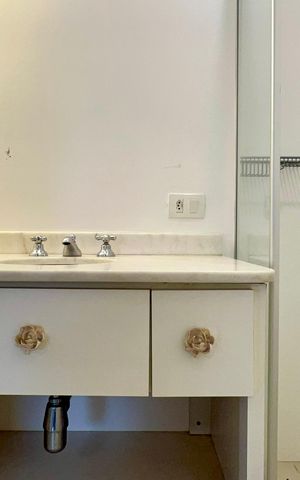 Apartamento à venda com 89m², 2 quartos e 2 vagas Apartamento à venda com 89m², 2 quartos e 2 vagasBanheiro