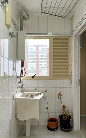 Apartamento à venda com 89m², 2 quartos e 2 vagas Apartamento à venda com 89m², 2 quartos e 2 vagasÁrea de Serviço
