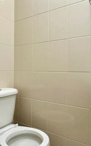 Apartamento à venda com 89m², 2 quartos e 2 vagas Apartamento à venda com 89m², 2 quartos e 2 vagasBanheiro de serviço