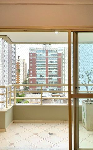 Apartamento à venda com 89m², 2 quartos e 2 vagas Apartamento à venda com 89m², 2 quartos e 2 vagasVaranda