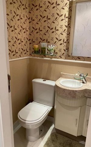 Apartamento à venda com 96m², 2 quartos e 2 vagas Apartamento à venda com 96m², 2 quartos e 2 vagasBanheiro